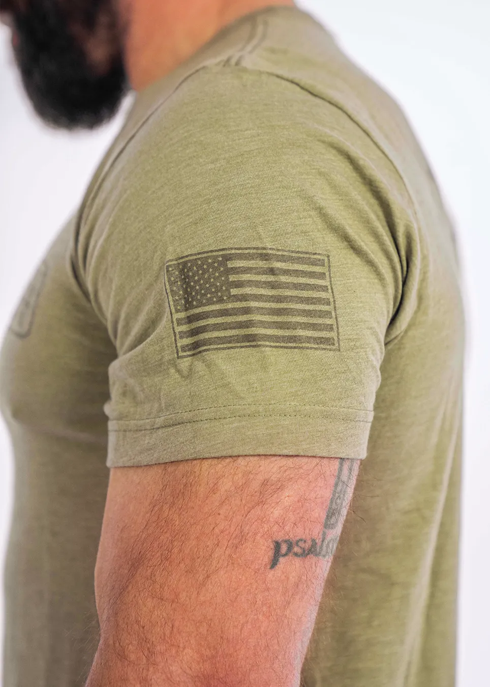 Train for the Pursuit [Mayhem Hunt] T-Shirt
